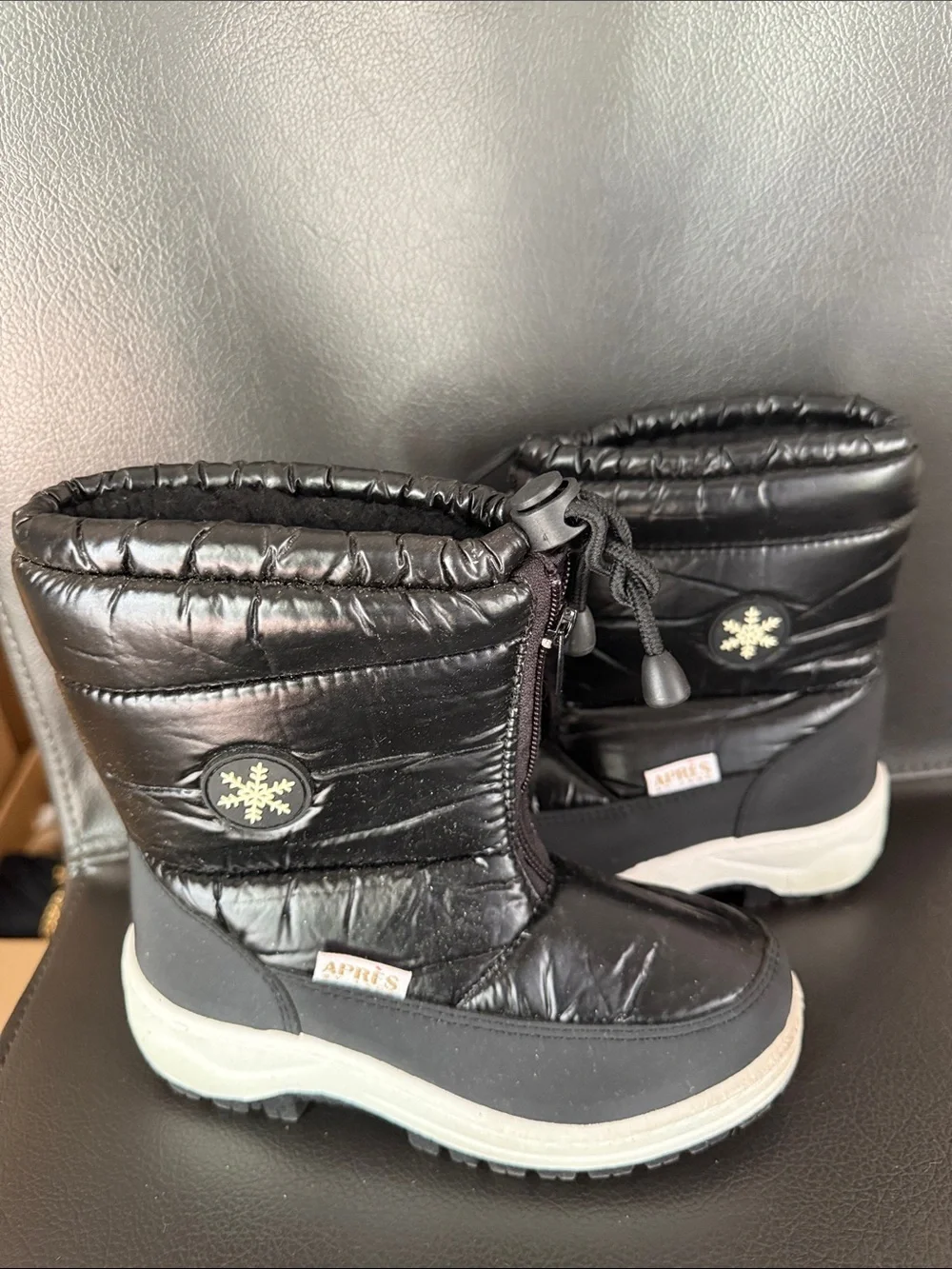 Après Estelle Boot by LAMO Kids Black Winter Snow Boots